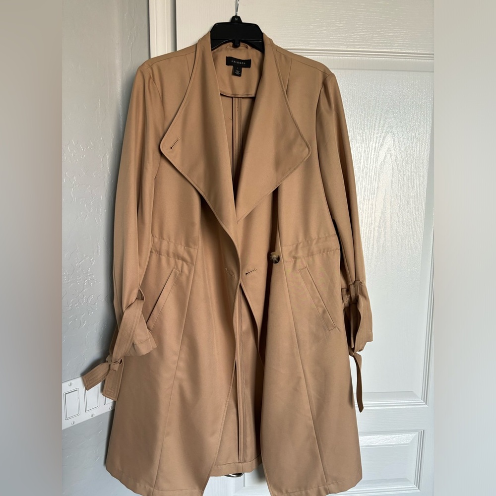 Halogen trench coat.